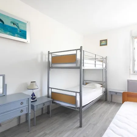 5 Couchages Dans Avec Piscine