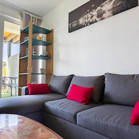 5 Couchages Dans Avec Piscine דירה