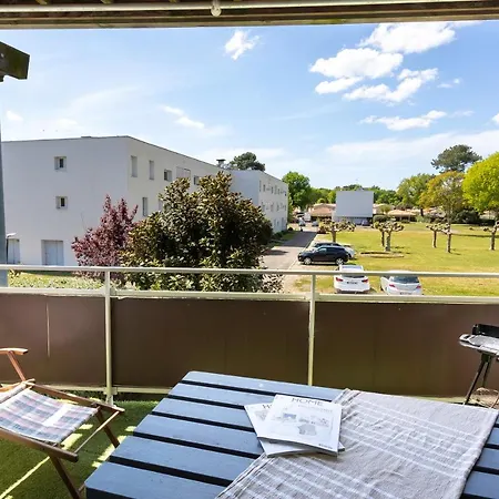 5 Couchages Dans Avec Piscine דירה